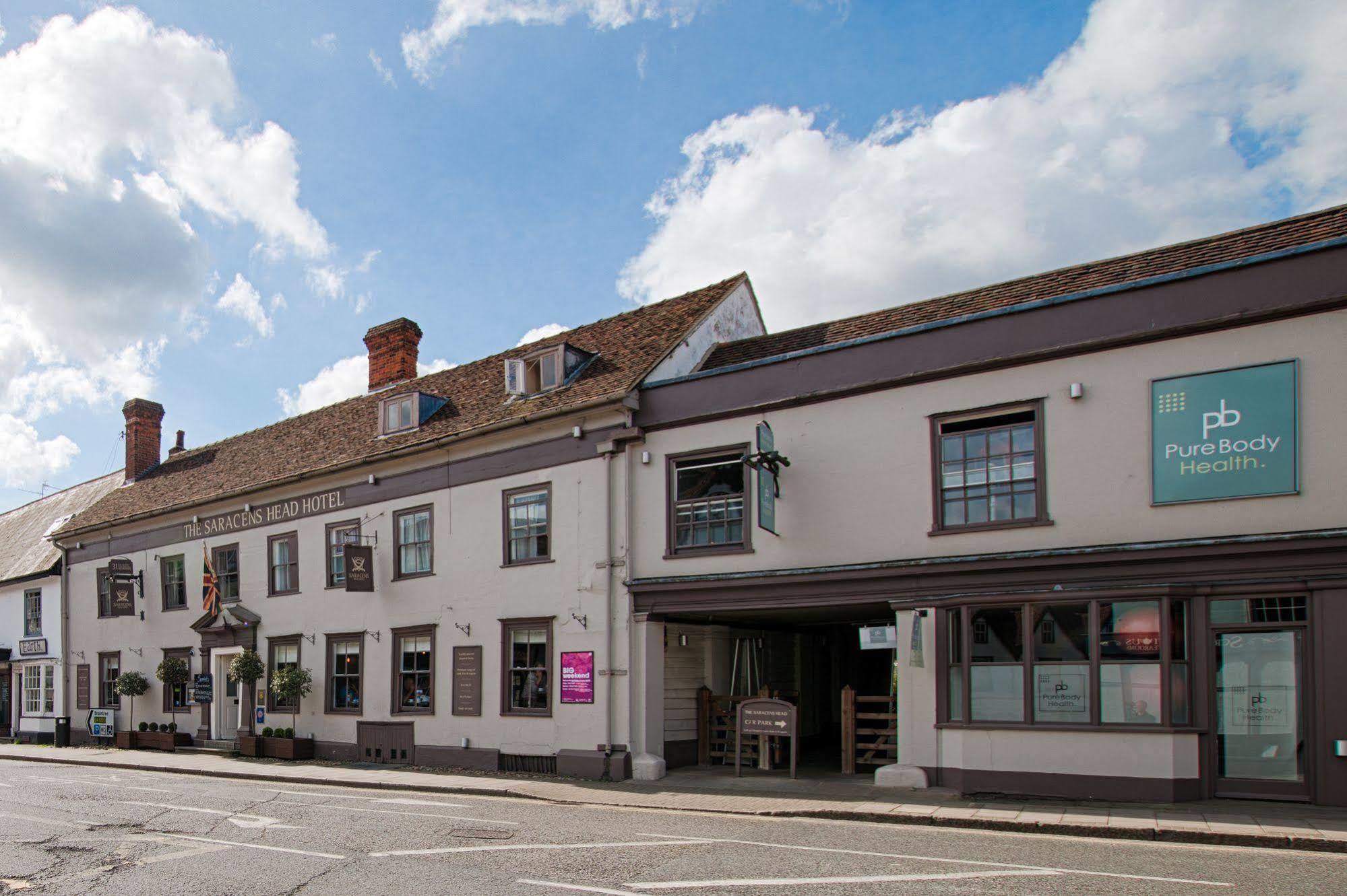 גרייט דנמאו The Saracens Head Hotel מראה חיצוני תמונה